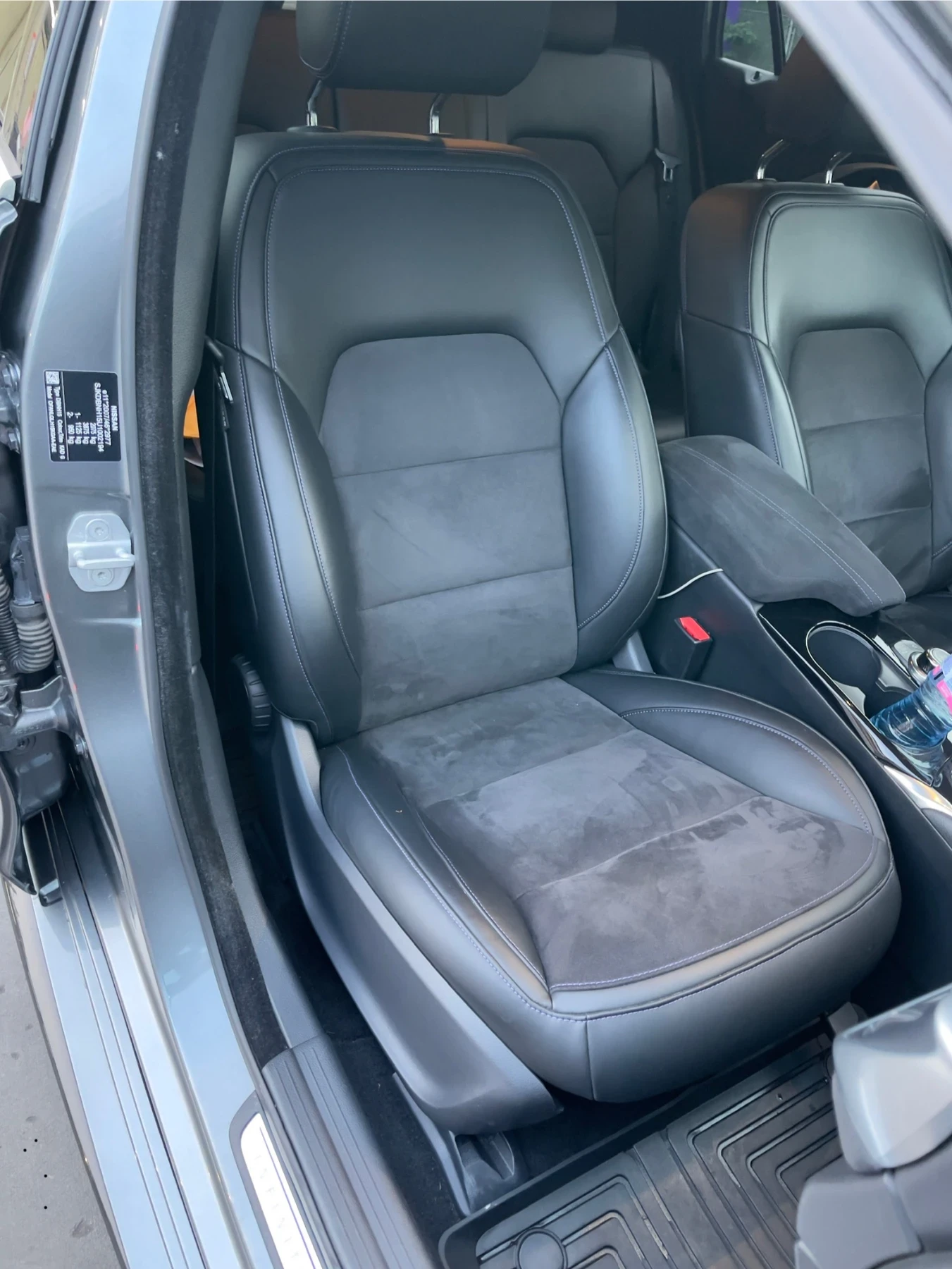 Infiniti Q30 2.2d AWD 7G-Tronic - изображение 9