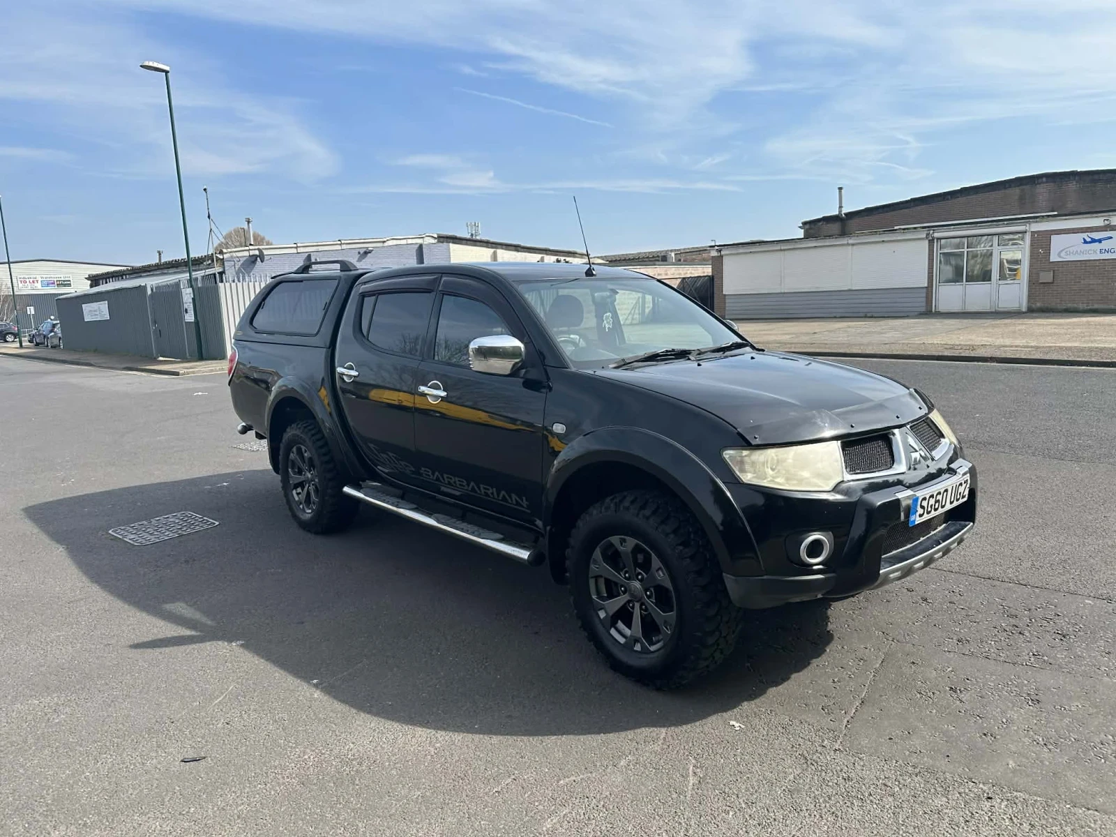 Mitsubishi L200 2.5 178