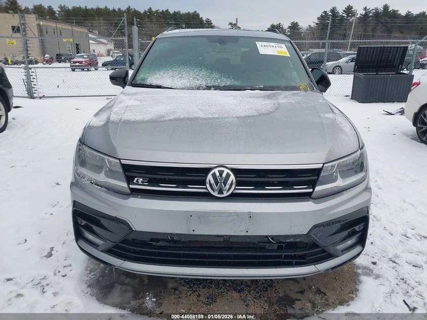 VW Tiguan 2l Volkswagen 2.0T Se/2.0T Se R-Line Black/2.0T Se | Mobile.bg � ����������� 12