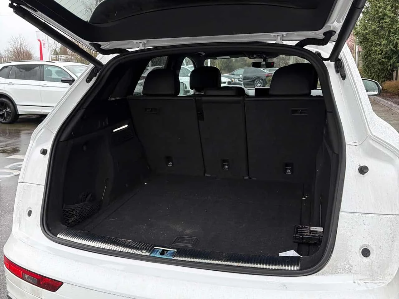 Audi Q5  Technik /LED/B&O/360/AMBIENT , снимка 10 - Автомобили и джипове - 53907727