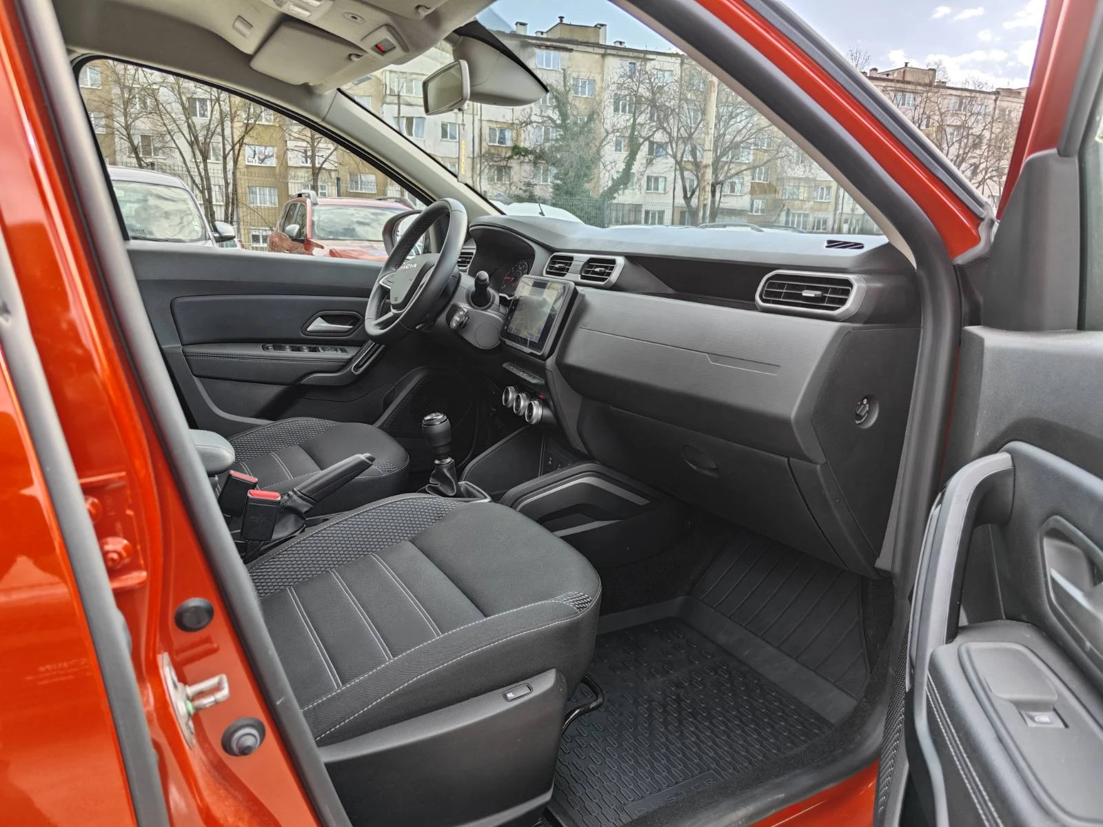 Dacia Duster 1.0 Tce/LPG/100k.c., снимка 11 - Автомобили и джипове - 54213106