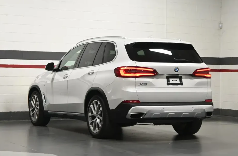 BMW X5 xDrive 40i HUD H&K, снимка 2 - Автомобили и джипове - 55098237