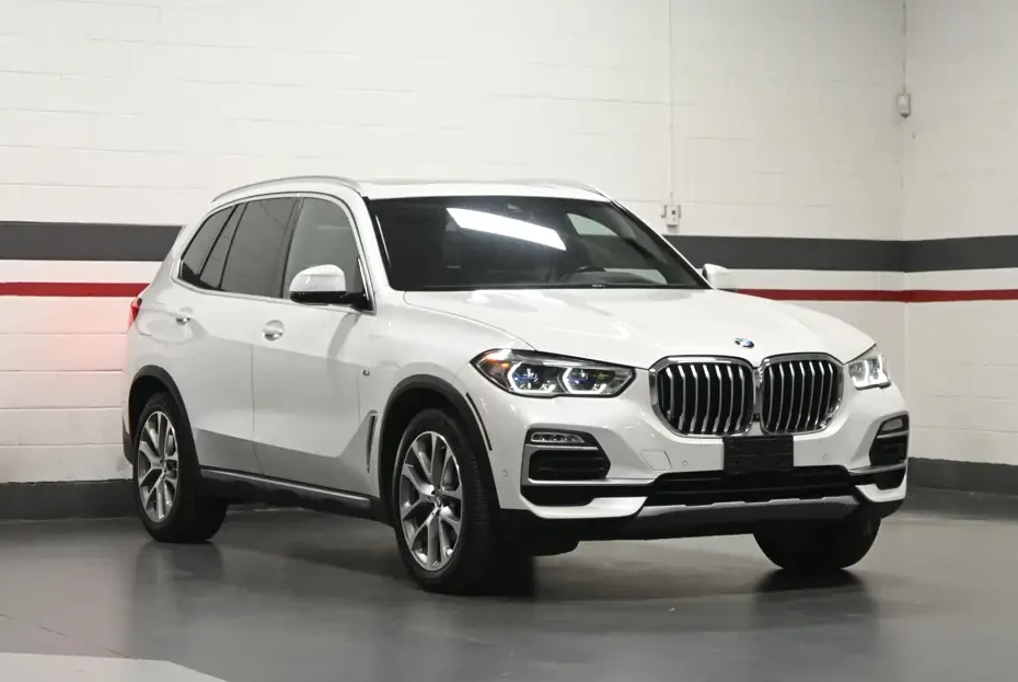 BMW X5 xDrive 40i HUD H&K