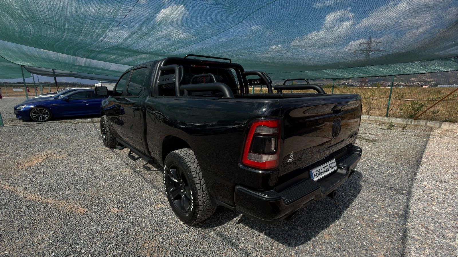 Dodge RAM 1500 5.7 HEMI SPORT* DIGITAL* FULL EXTRA* CAMERA/NAVI* , снимка 4 - Автомобили и джипове - 56172652