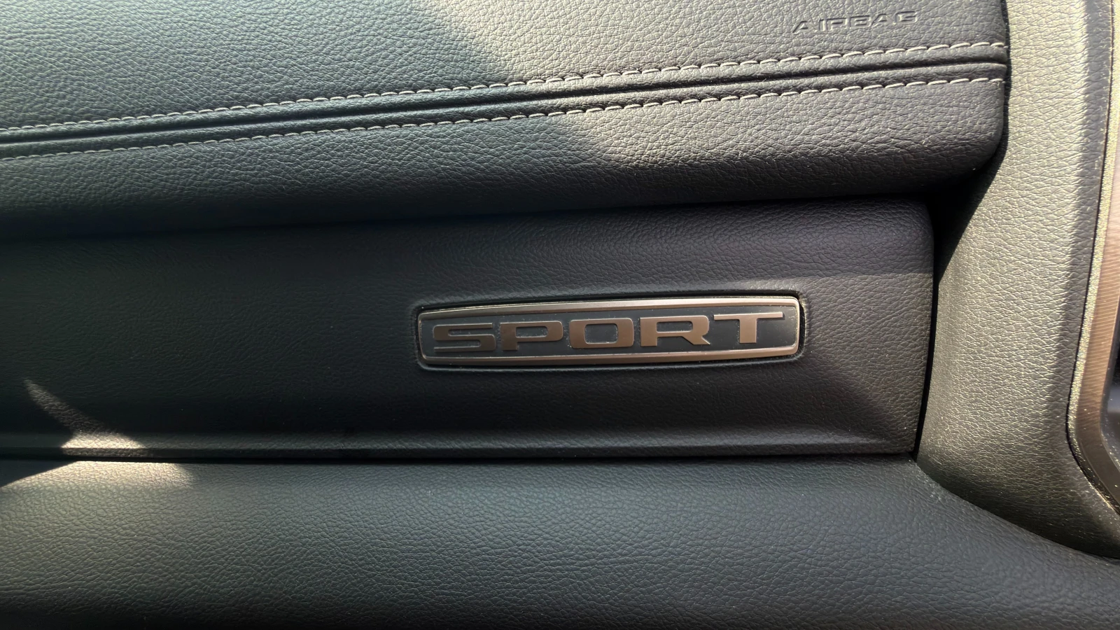 Dodge RAM 1500 5.7 HEMI SPORT* DIGITAL* FULL EXTRA* CAMERA/NAVI* , снимка 17 - Автомобили и джипове - 56172652