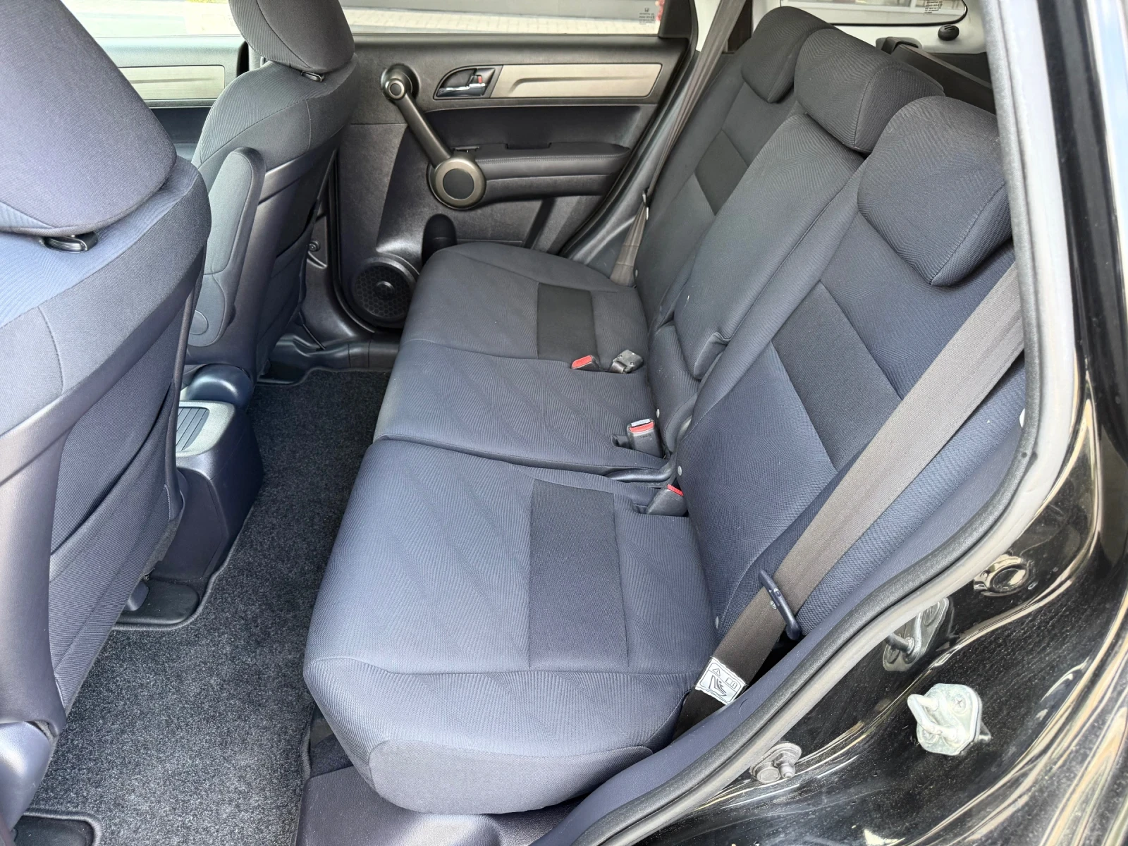 Honda Cr-v 2.0 i-VTEC / 4X4 / FACELIFT / NAVI / FULL SERVICE | Mobile.bg � ����������� 11