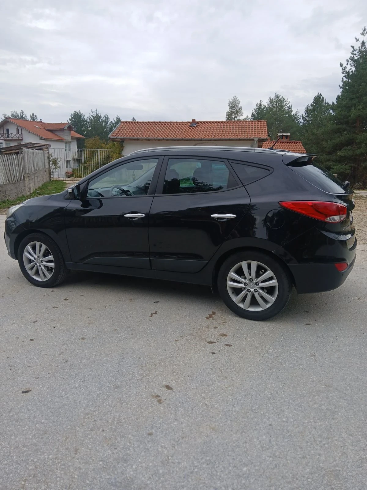 Hyundai IX35, снимка 4 - Автомобили и джипове - 56661646