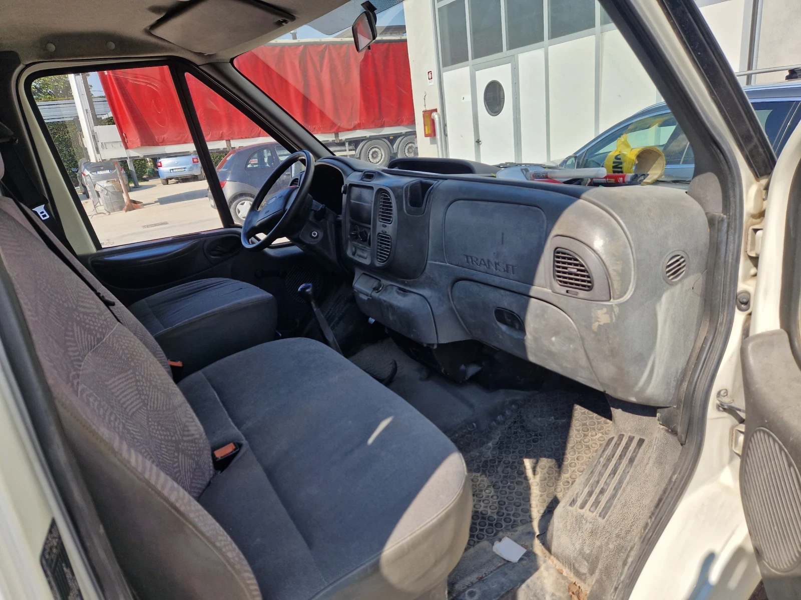 Ford Transit 2.4TDI, 125кс, 03г, 230х.км.Италия - изображение 7