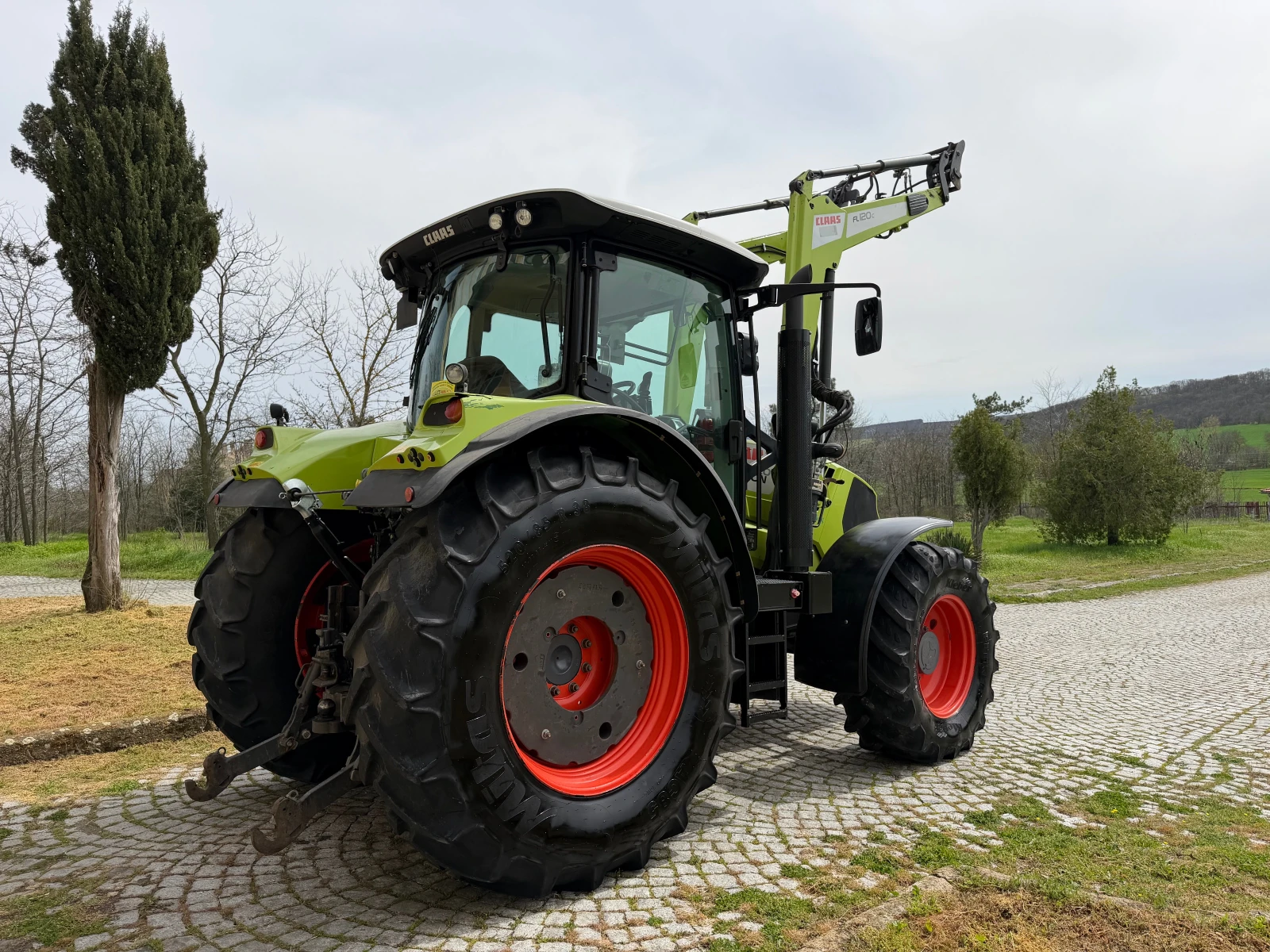 Трактор Claas ARION 620 С ТОВАРАЧ ЛИЗИНГ, снимка 8 - Селскостопанска техника - 53884963