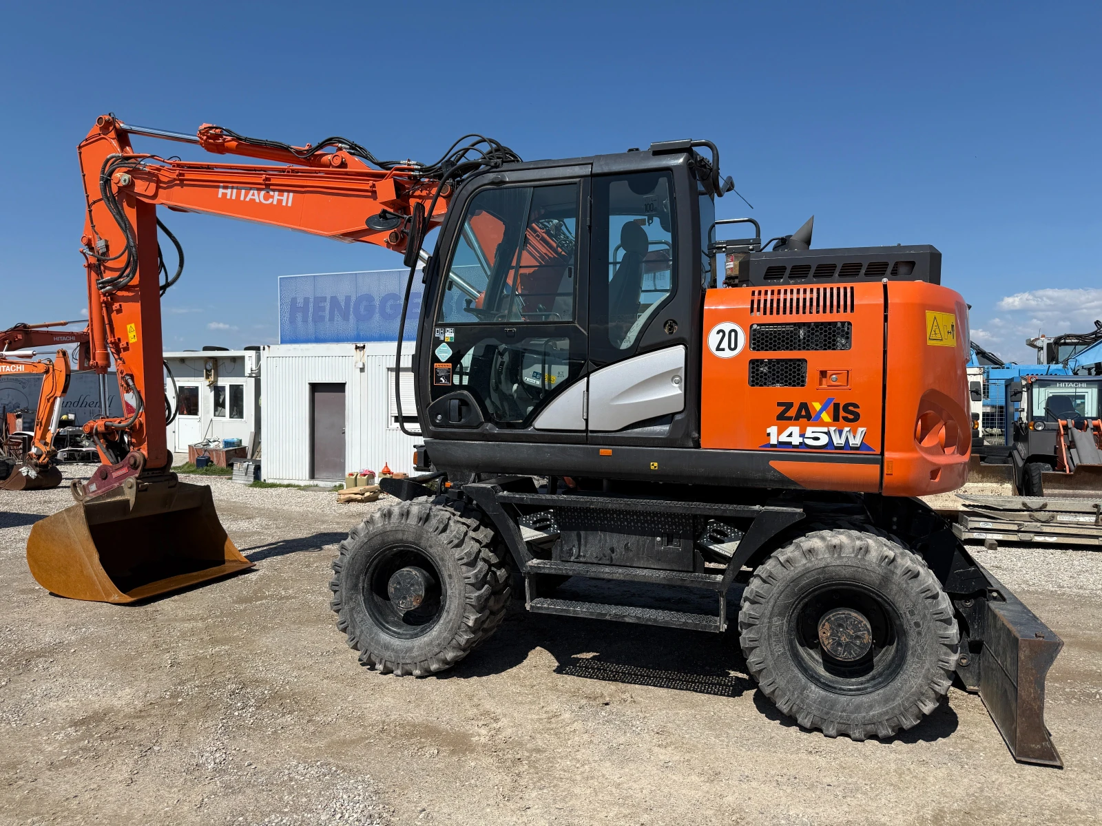 Багер Hitachi ZX 145 W-6, снимка 8 - Индустриална техника - 54097304