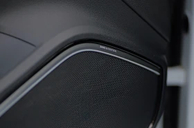 Audi A3 2.0 TDI 3 x S LiNE, снимка 16