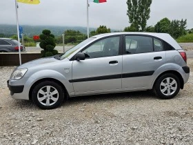 Kia Rio 1.4i КЛИМАТИК РЕАЛНИ КИЛОМЕТРИ - [3] 