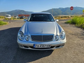 Mercedes-Benz E 220 ПЕРФЕКТНА!, снимка 2