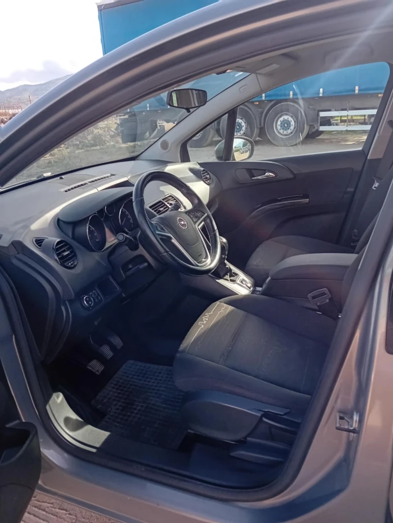 Opel Meriva, снимка 6 - Автомобили и джипове - 52455052