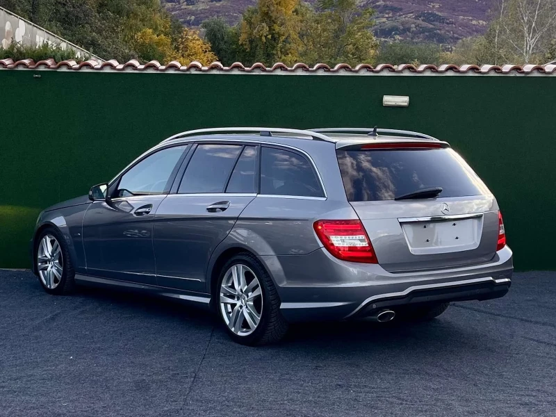 Mercedes-Benz C 250 4Matic AMG SWISS Harma-Kardon Памет ЛИЗИНГ, снимка 5 - Автомобили и джипове - 52483819
