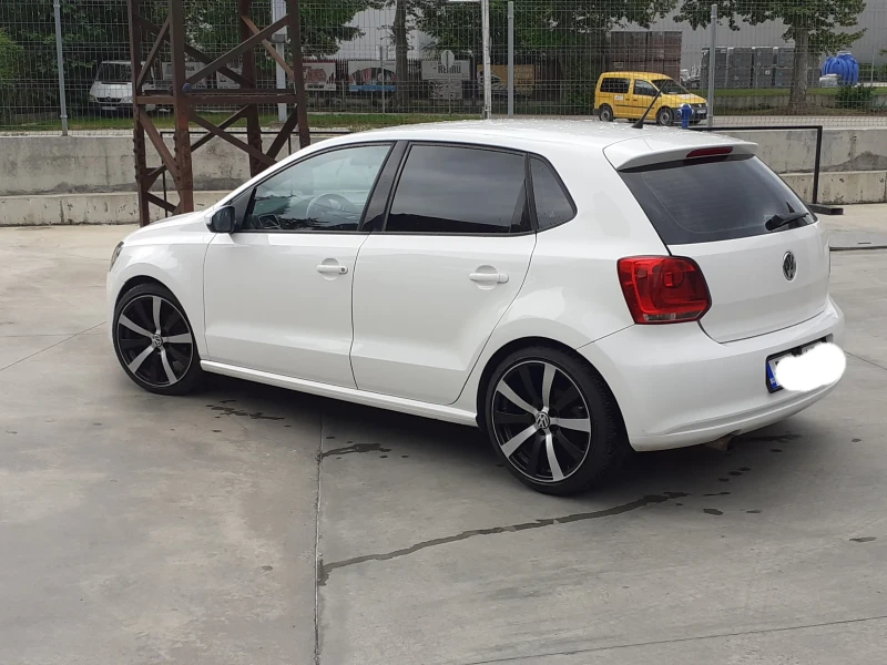 VW Polo Confordline , снимка 3 - Автомобили и джипове - 52271368