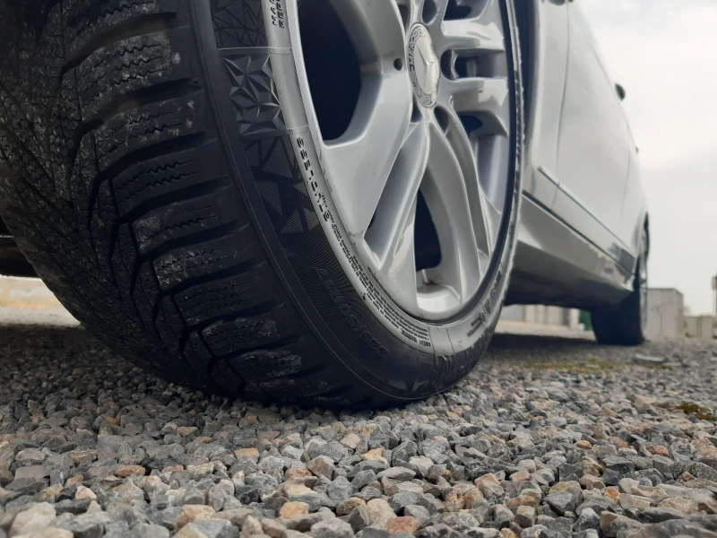 Mercedes-Benz C 220 КАТО НОВ, снимка 16 - Автомобили и джипове - 52496188