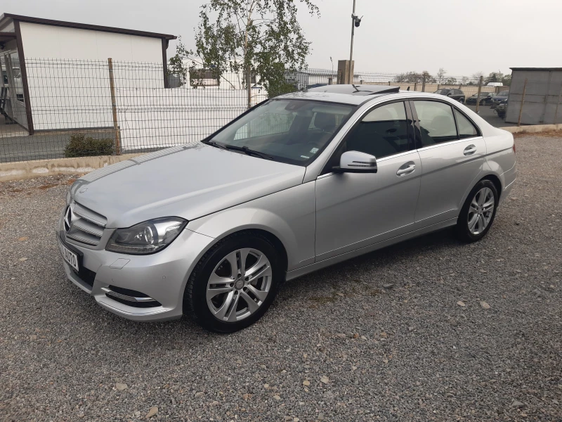 Mercedes-Benz C 220 КАТО НОВ, снимка 8 - Автомобили и джипове - 52496188