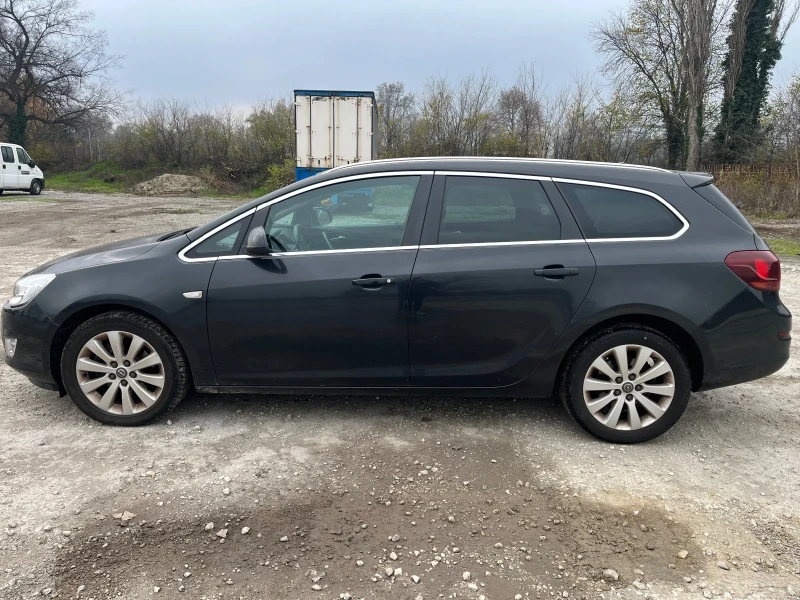 Opel Astra 1.7 CDTI, снимка 6 - Автомобили и джипове - 52652023