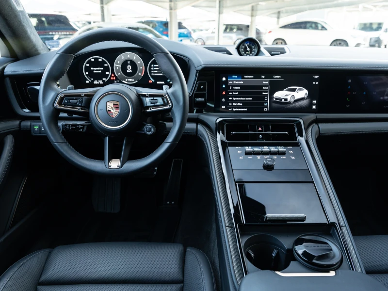 Porsche Panamera GTS, снимка 8 - Автомобили и джипове - 53073009