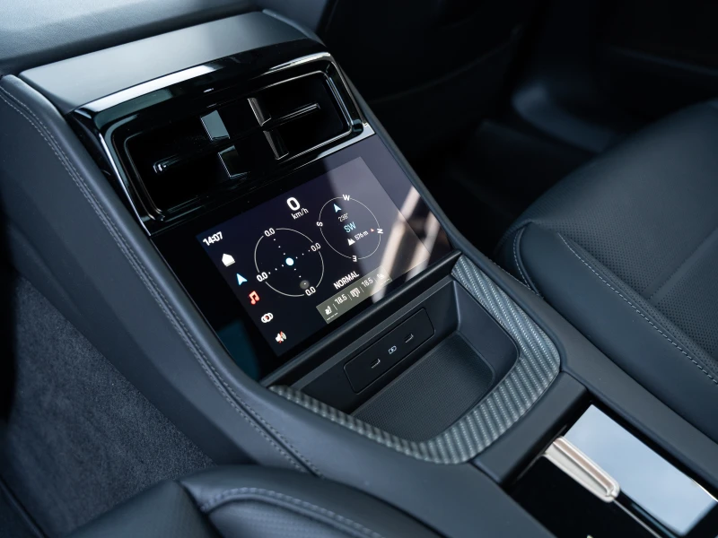 Porsche Panamera GTS, снимка 15 - Автомобили и джипове - 53073009