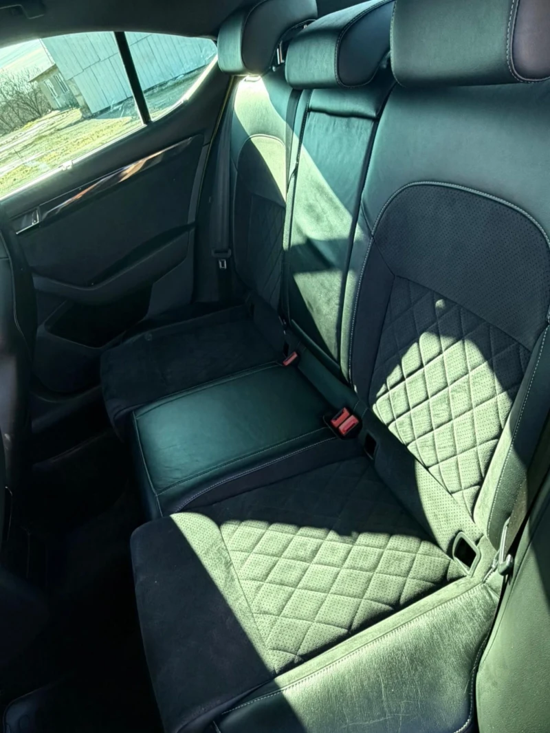 Skoda Superb 2.0tdi, снимка 11 - Автомобили и джипове - 53259238