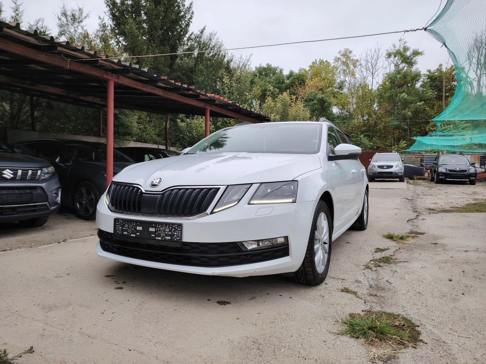 Skoda Octavia 1.6 TDI , снимка 1
