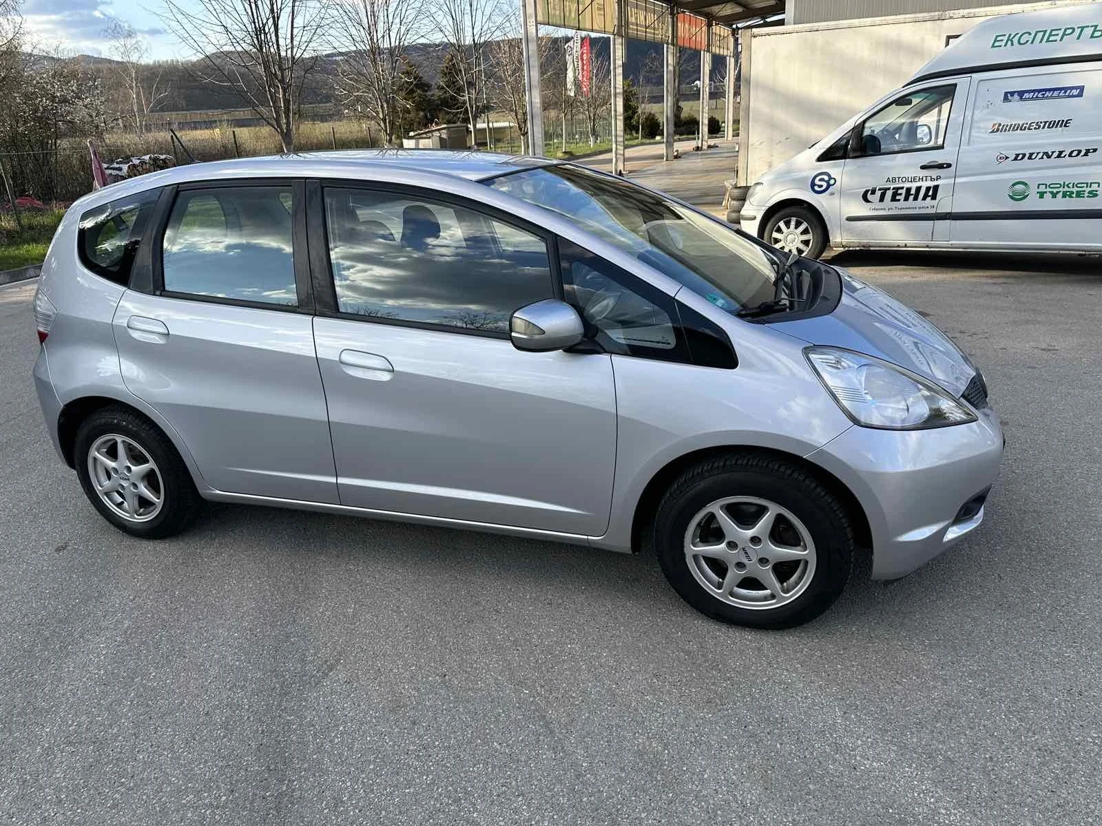 Honda Jazz 1.4 Бензин - изображение 2