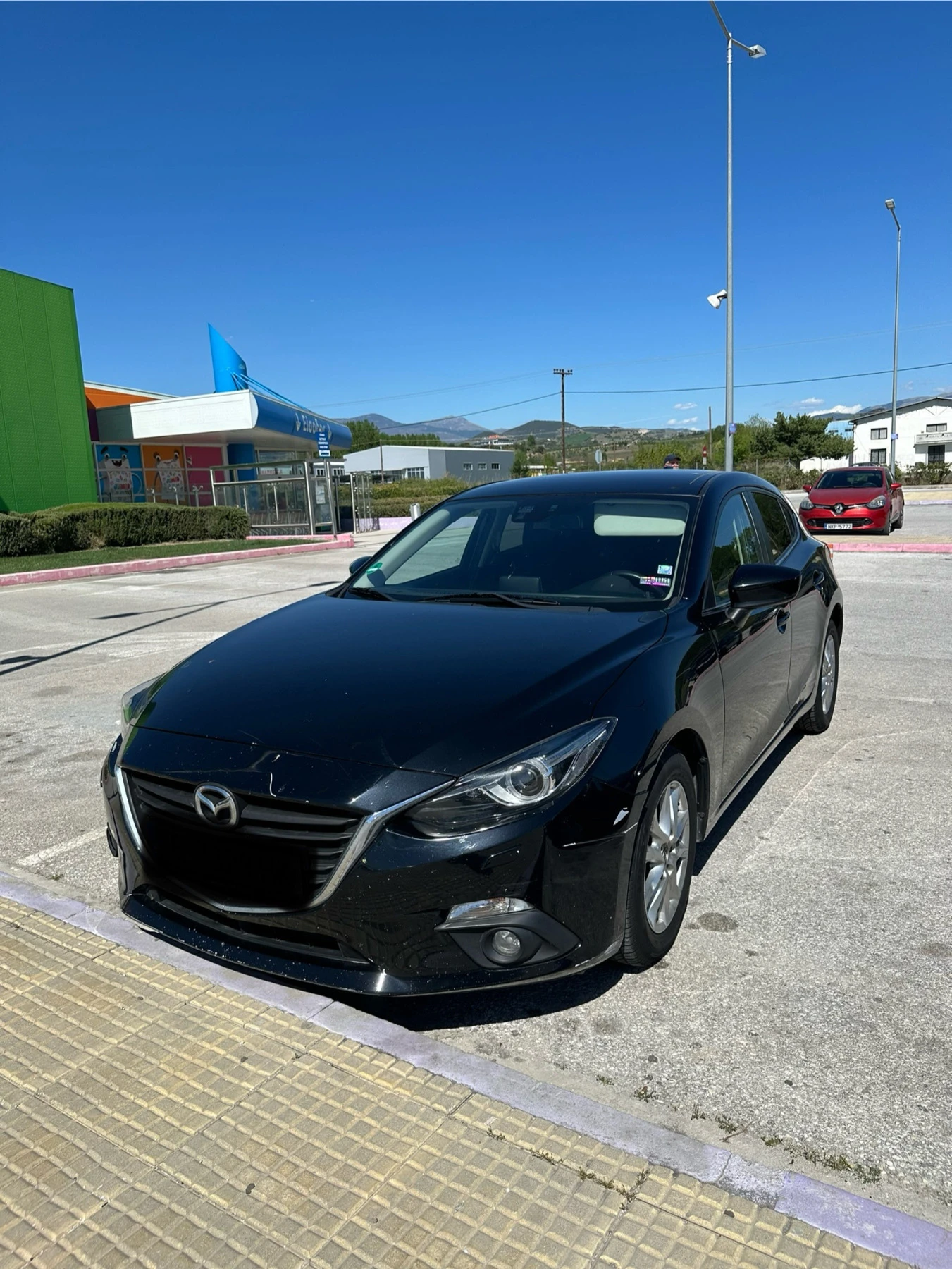 Mazda 3 2.2 D  - изображение 2