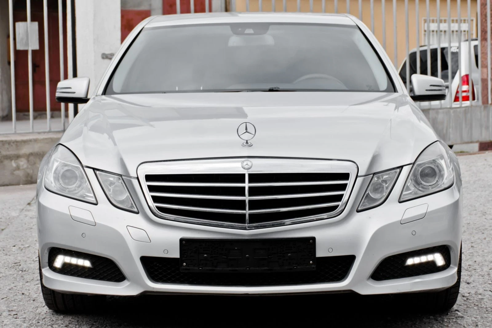 Mercedes-Benz E 350 CDI-AVANTGARDE-AMBIENT-Line ASSIST-ПОДГРЕВ-TOP - изображение 2