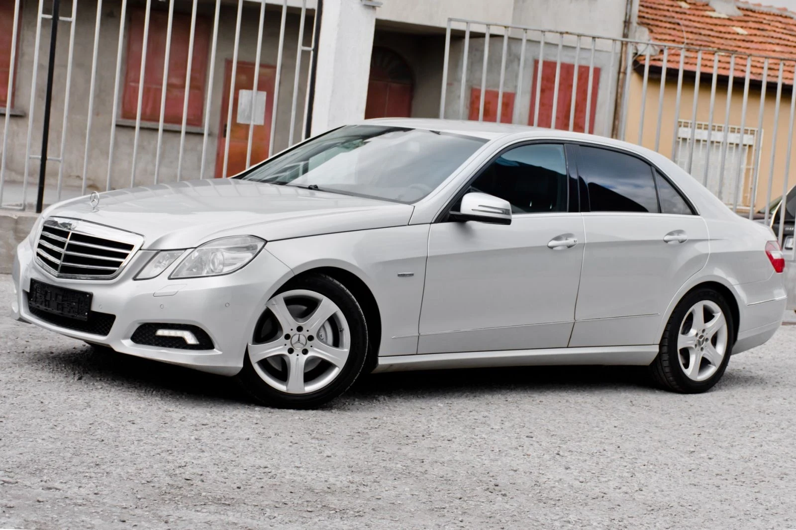 Mercedes-Benz E 350 CDI-AVANTGARDE-AMBIENT-Line ASSIST-ПОДГРЕВ-TOP - изображение 3