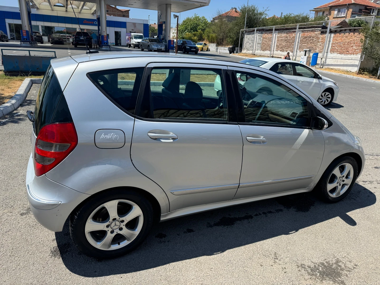 Mercedes-Benz A 150 1.5 ГАЗ/Бензин - изображение 5