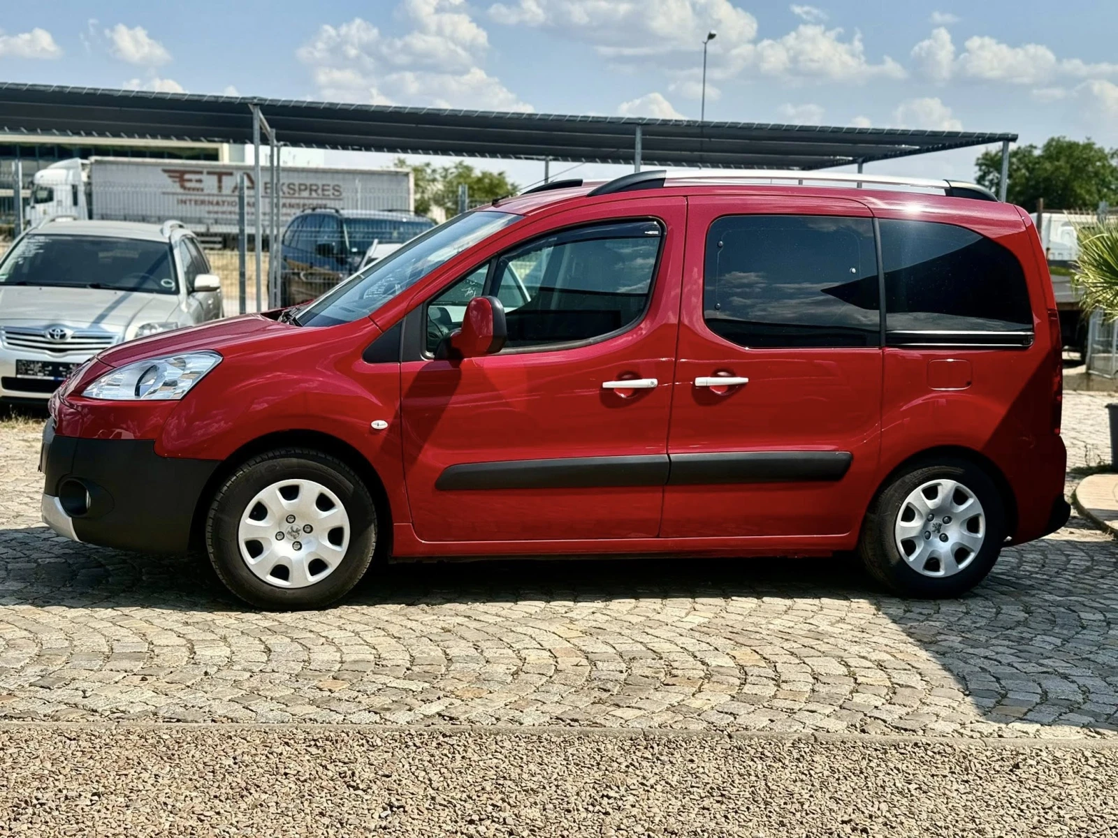 Peugeot Partner 1.6 HDI - изображение 2