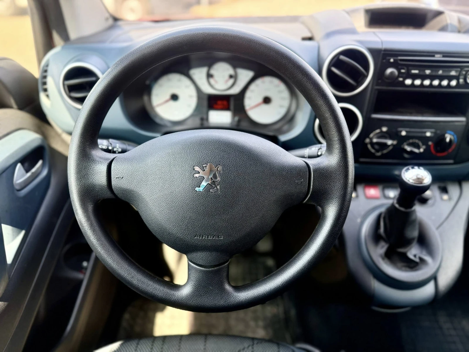 Peugeot Partner 1.6 HDI - изображение 10