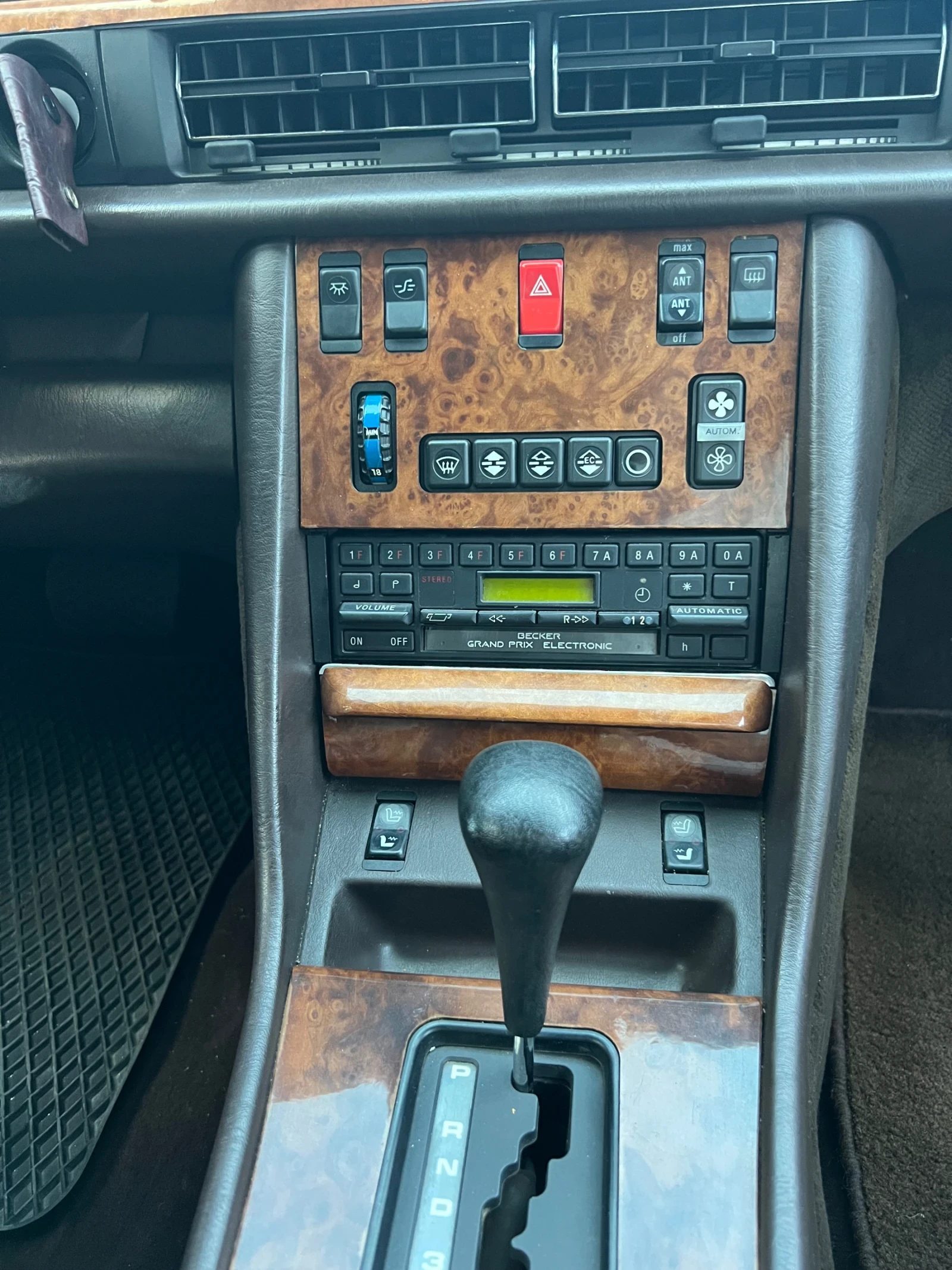 Mercedes-Benz 500 SEL - изображение 7