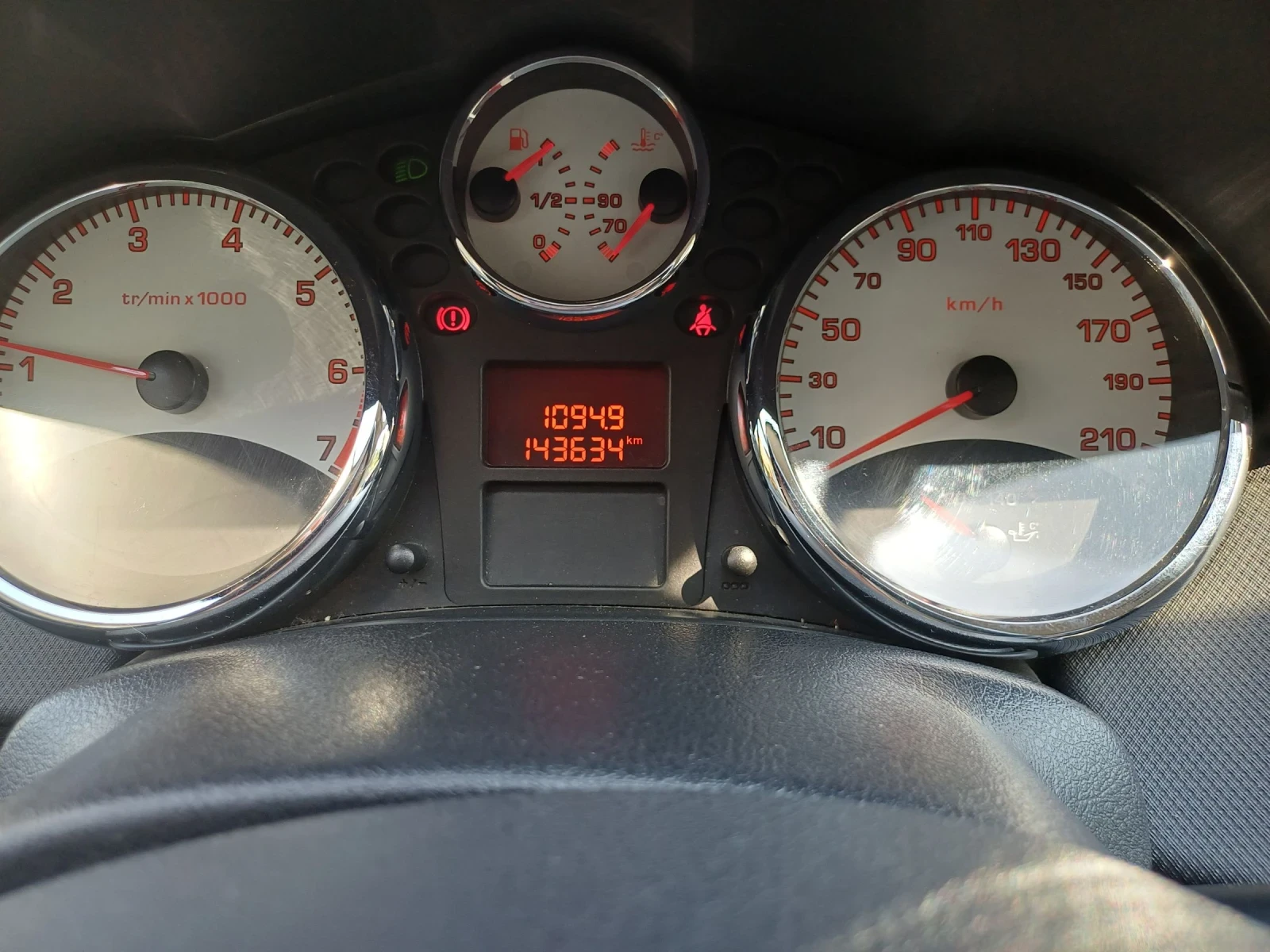 Peugeot 207  - изображение 8