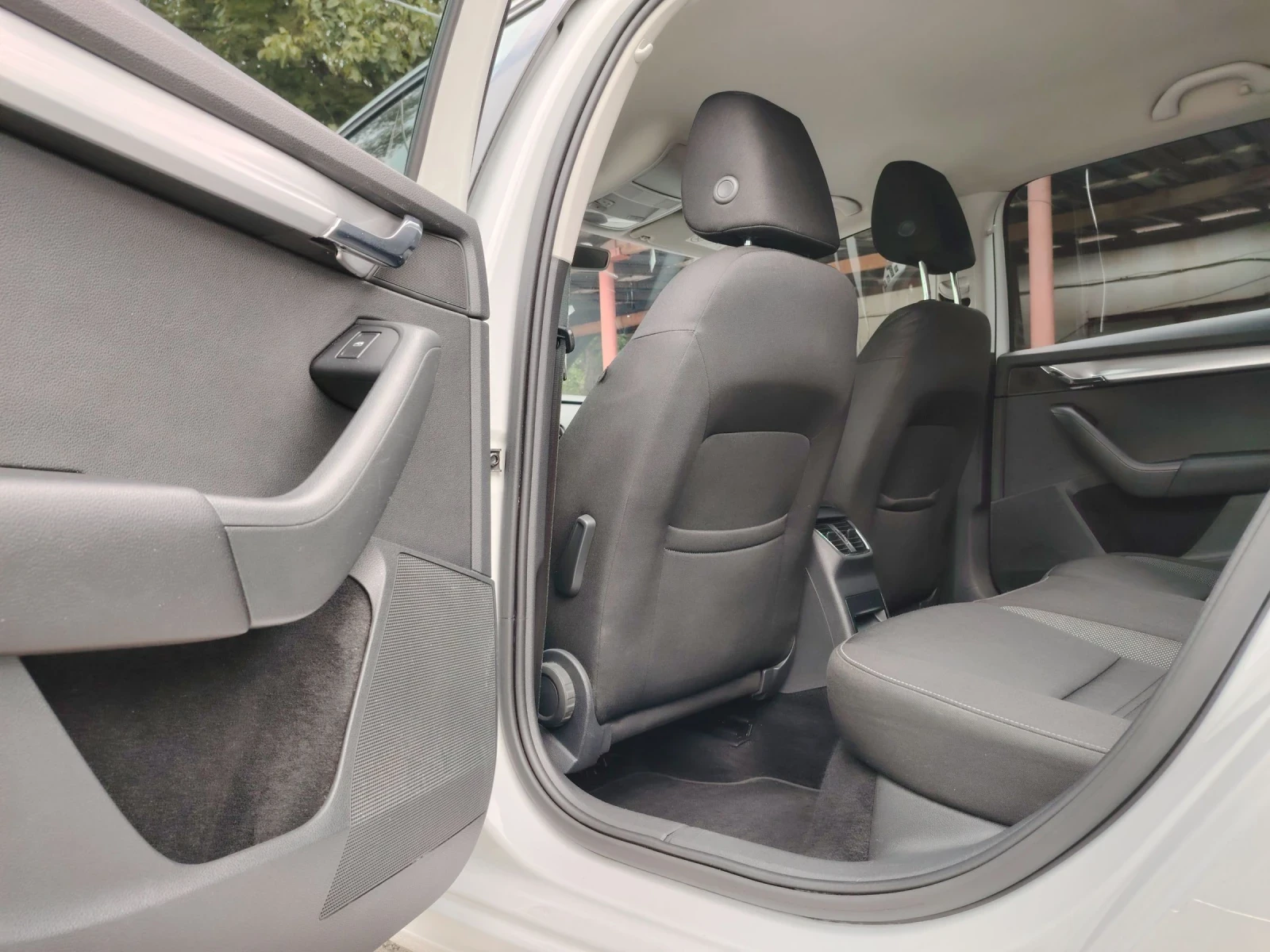 Skoda Octavia 1.6 TDI  | Mobile.bg � ����������� 13