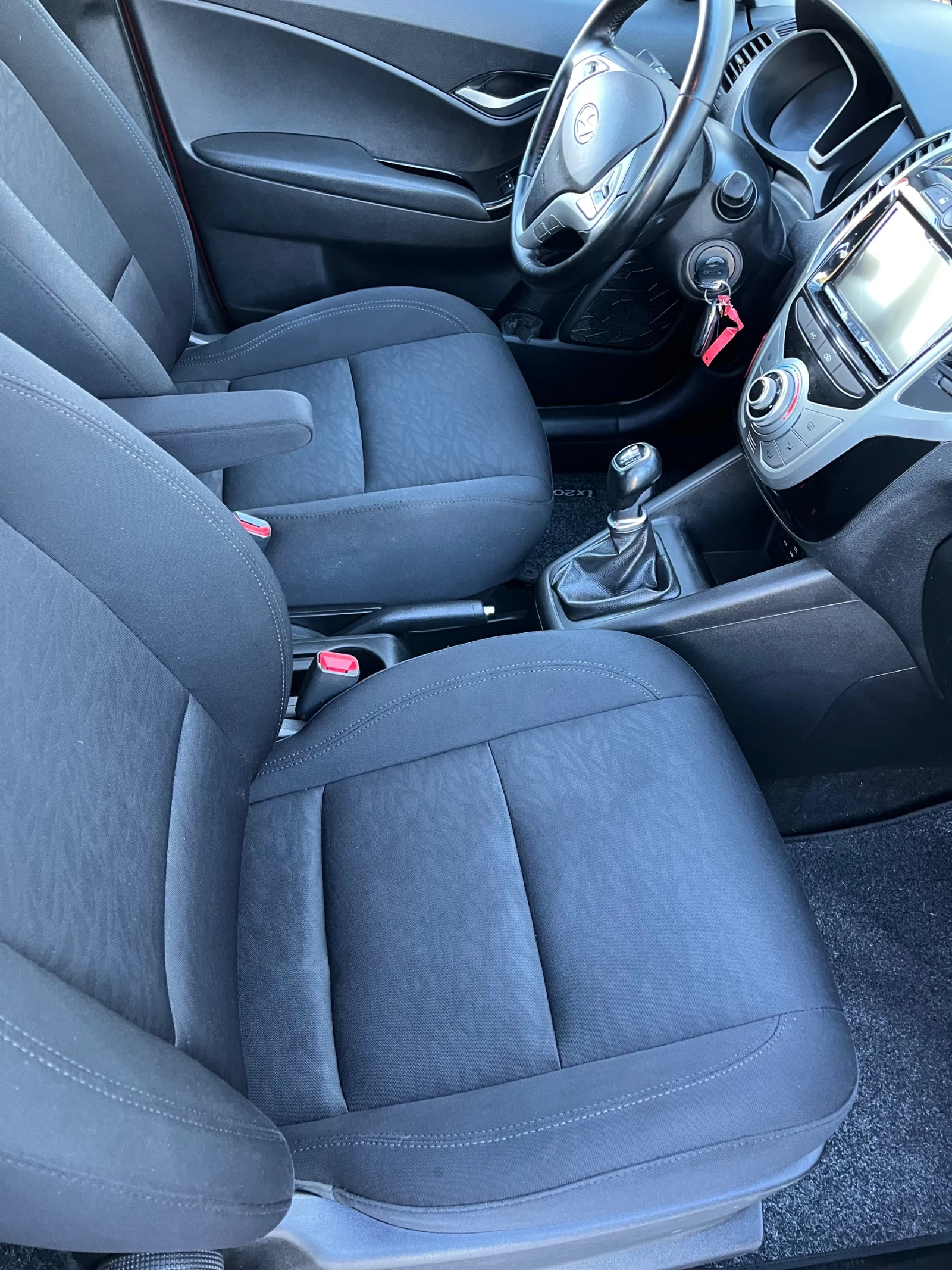 Hyundai Ix20 1.6 заводска газ - изображение 7