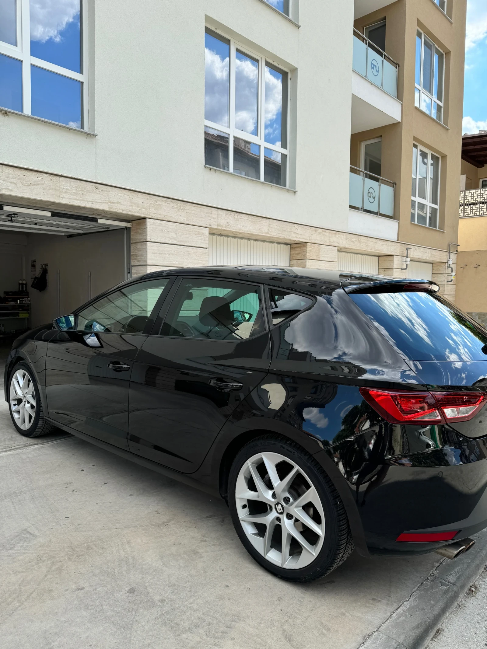 Seat Leon, снимка 7 - Автомобили и джипове - 53791245