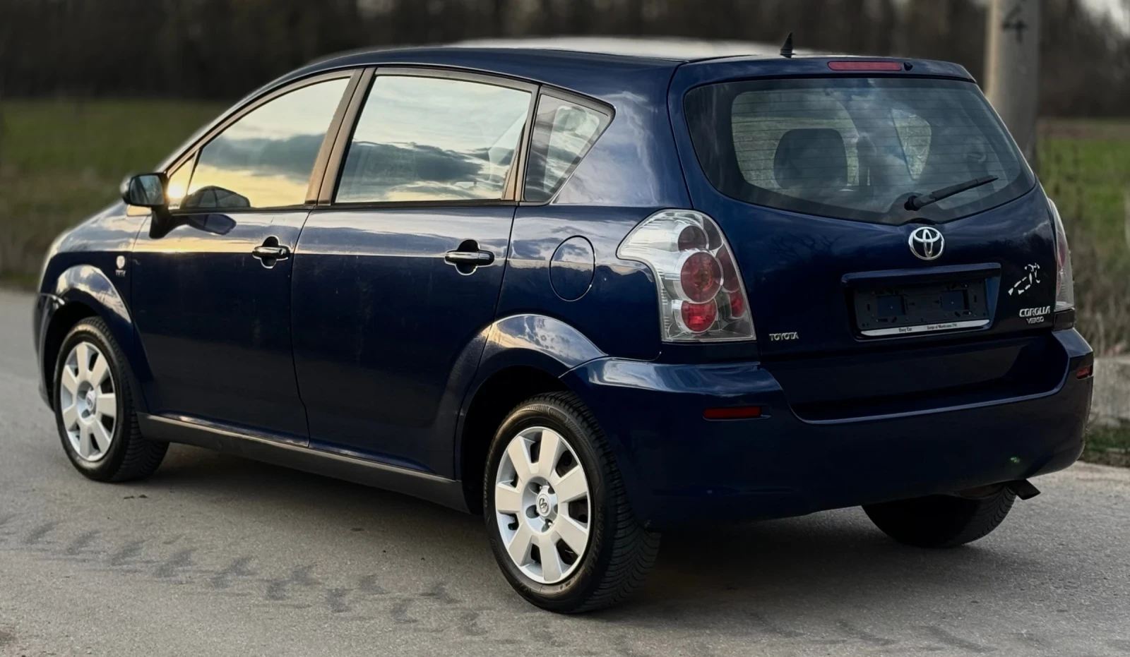 Toyota Corolla verso Toyota Corolla Verso 1.8 VVT-i, 129 к.с., 2006 г, снимка 4 - Автомобили и джипове - 53998785