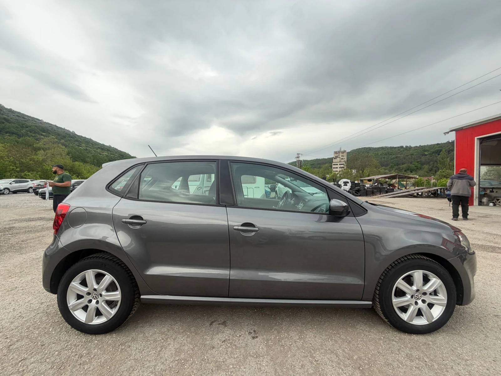 VW Polo 1.4MPI NAVI/AVTOMAT, снимка 2 - Автомобили и джипове - 54495287