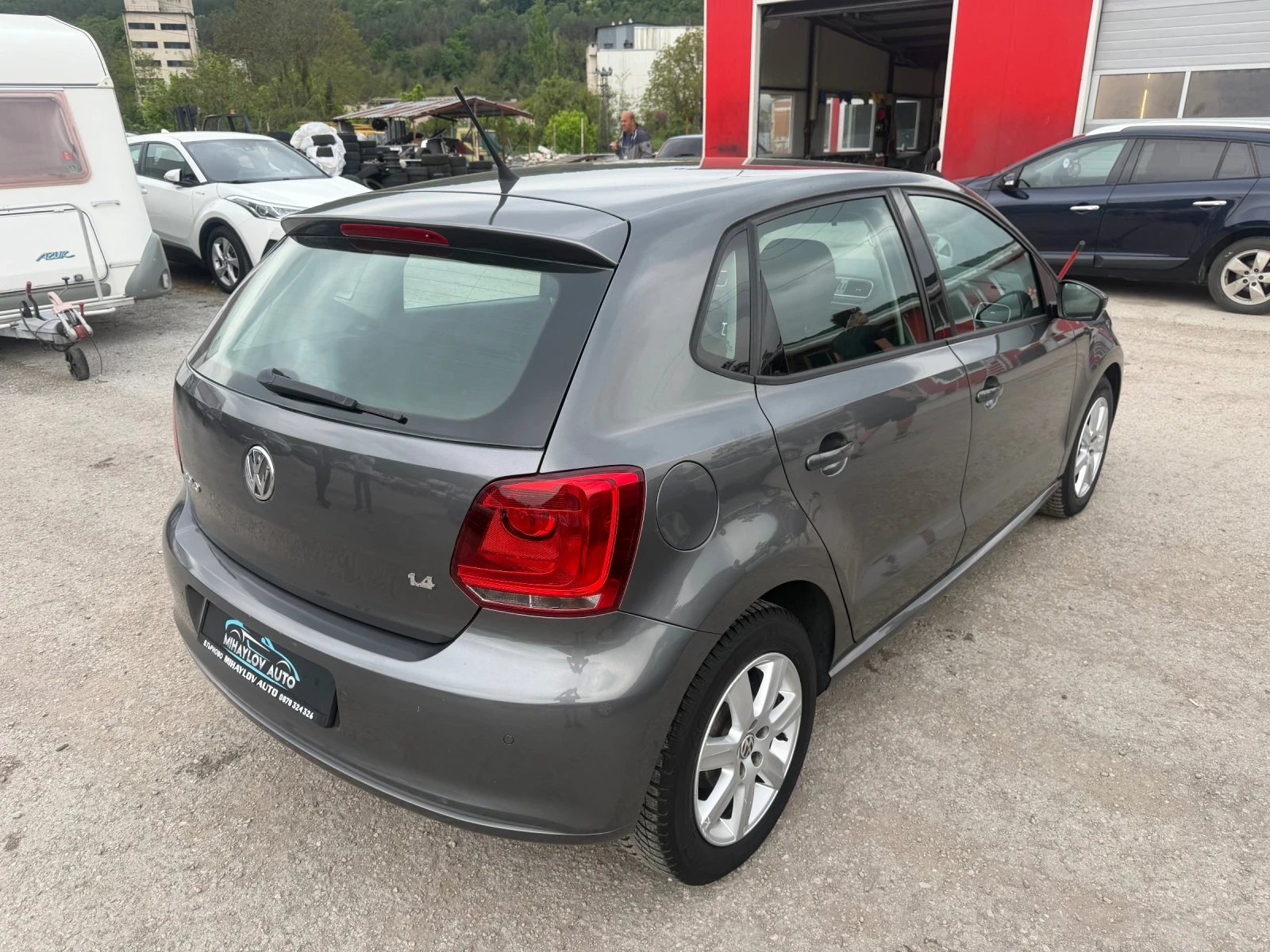 VW Polo 1.4MPI NAVI/AVTOMAT, снимка 3 - Автомобили и джипове - 54495287