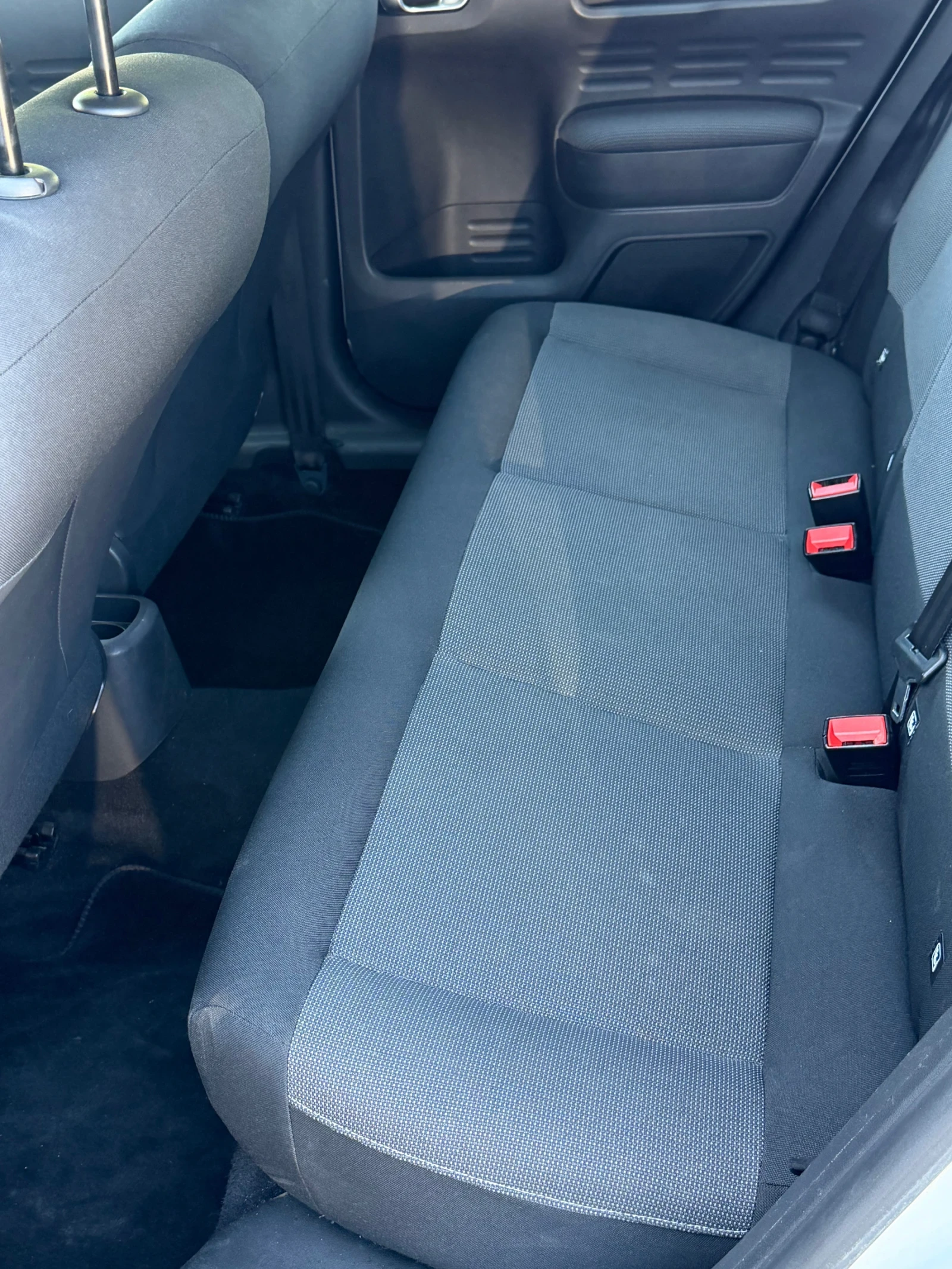 Citroen C4 Cactus 1.6 HDI , снимка 13 - Автомобили и джипове - 54713349