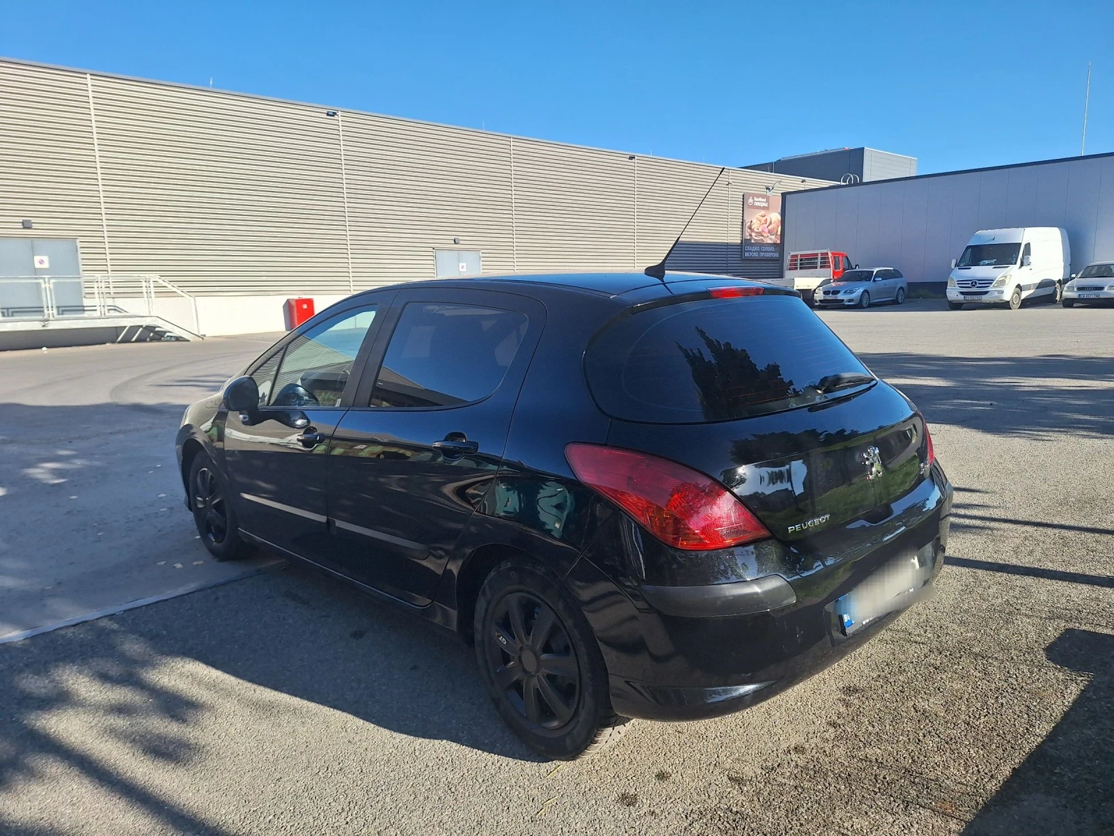 Peugeot 308 1.6 HDI, снимка 9 - Автомобили и джипове - 54717432