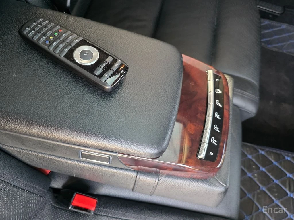 Mercedes-Benz S 500 5.5* V8* FACELIFT* NIGHT* VISION* ДИСТРОНИК* ОБДУХ, снимка 16 - Автомобили и джипове - 54742890