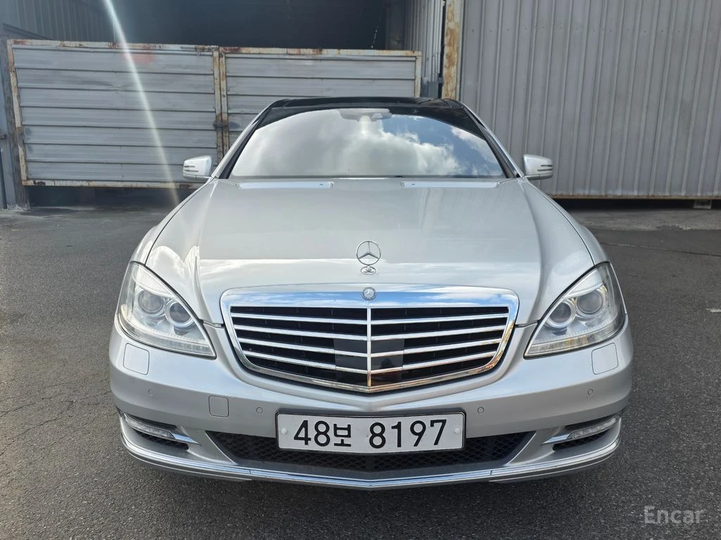 Mercedes-Benz S 500 5.5* V8* FACELIFT* NIGHT* VISION* ДИСТРОНИК* ОБДУХ, снимка 5 - Автомобили и джипове - 54742890