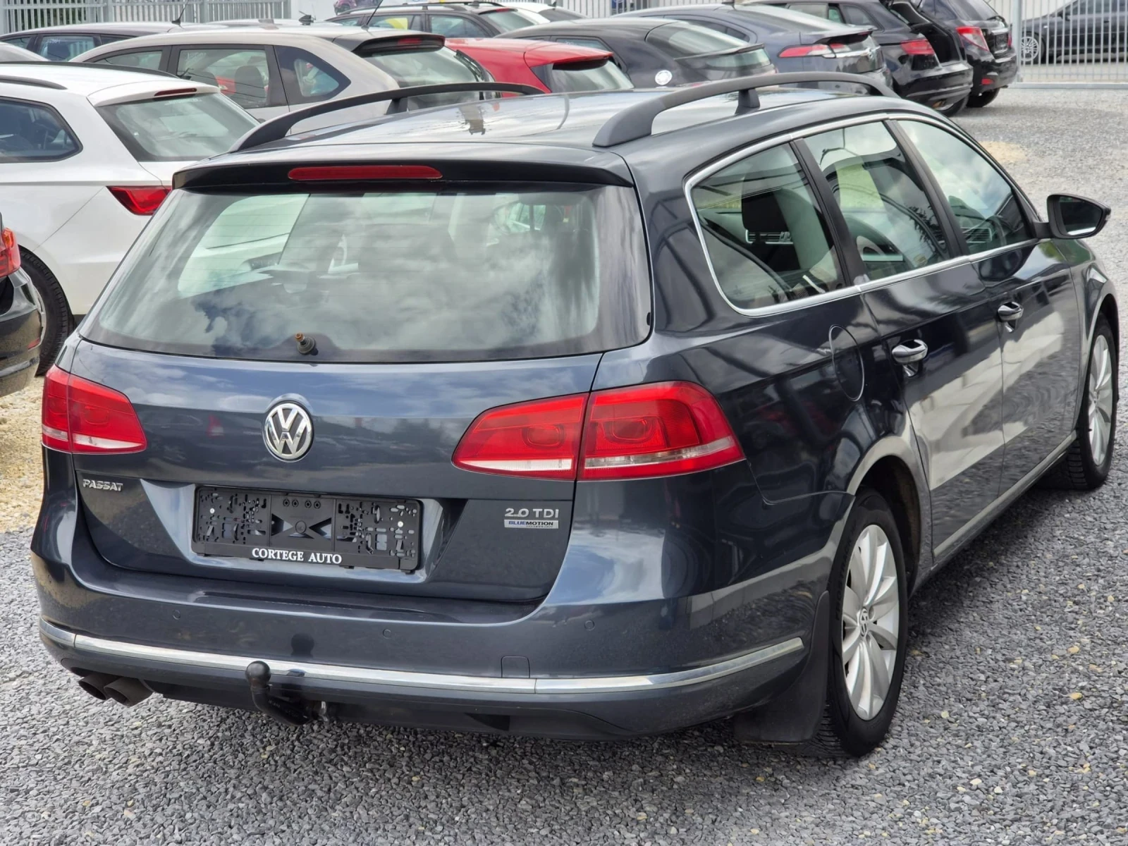 VW Passat 2.0 TDI, снимка 7 - Автомобили и джипове - 54750112