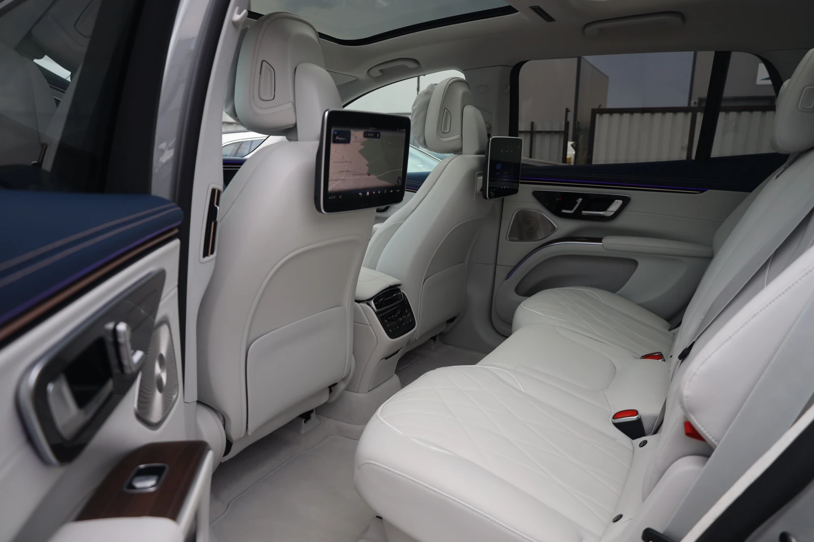 Mercedes-Benz EQS 450+ SUV AIR HyperScreen 360 Pano BURM Обдух7места