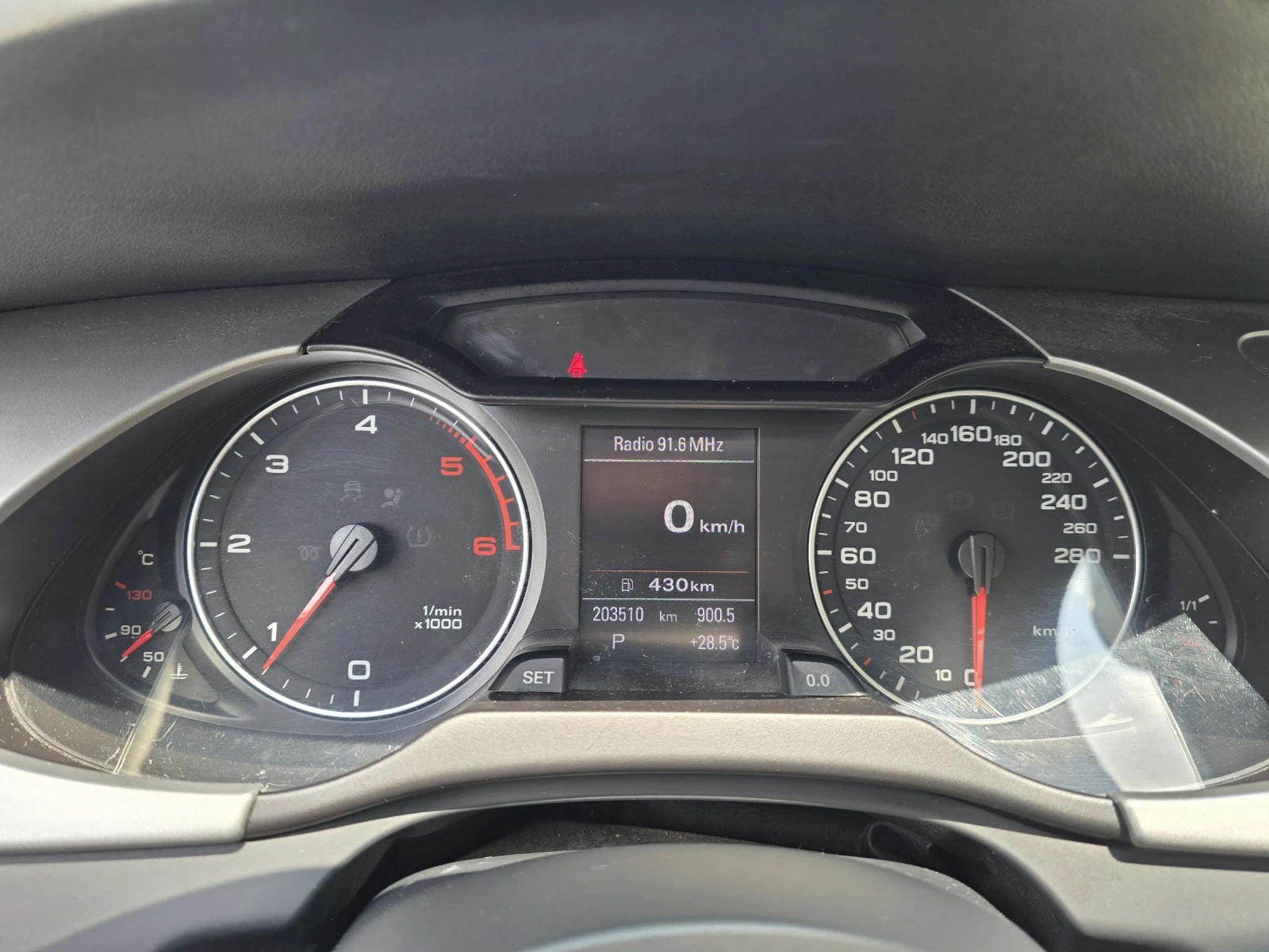 Audi A4 2.0TDI 143к.с S-LINE Панорама , снимка 17 - Автомобили и джипове - 54800523