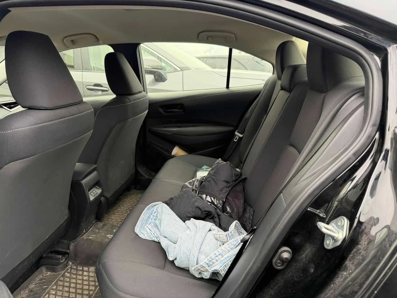 Toyota Corolla * Hybrid * CARFAX * ОТ ПРЕДСТАВИТЕЛСТВО, снимка 11 - Автомобили и джипове - 55061651